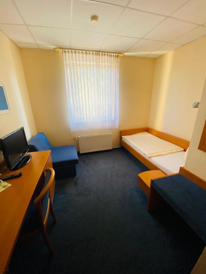 Hotel Montan Duisbourg Extérieur photo