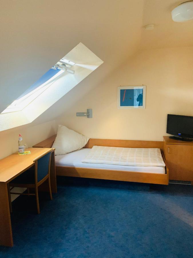 Hotel Montan Duisbourg Extérieur photo