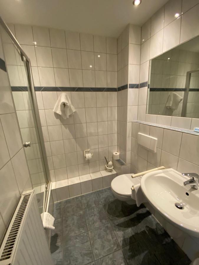 Hotel Montan Duisbourg Extérieur photo